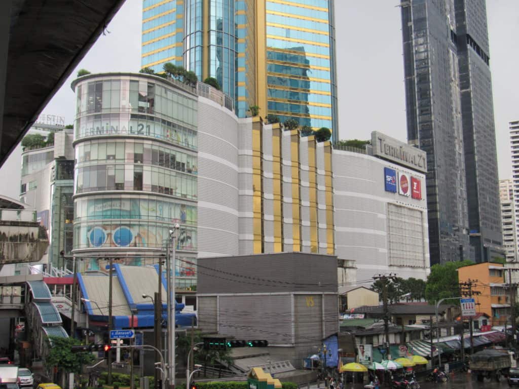 outside of terminal 21 shopping in Bangkok